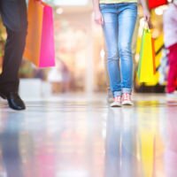 Online Fills Customer Review Gap In Stores